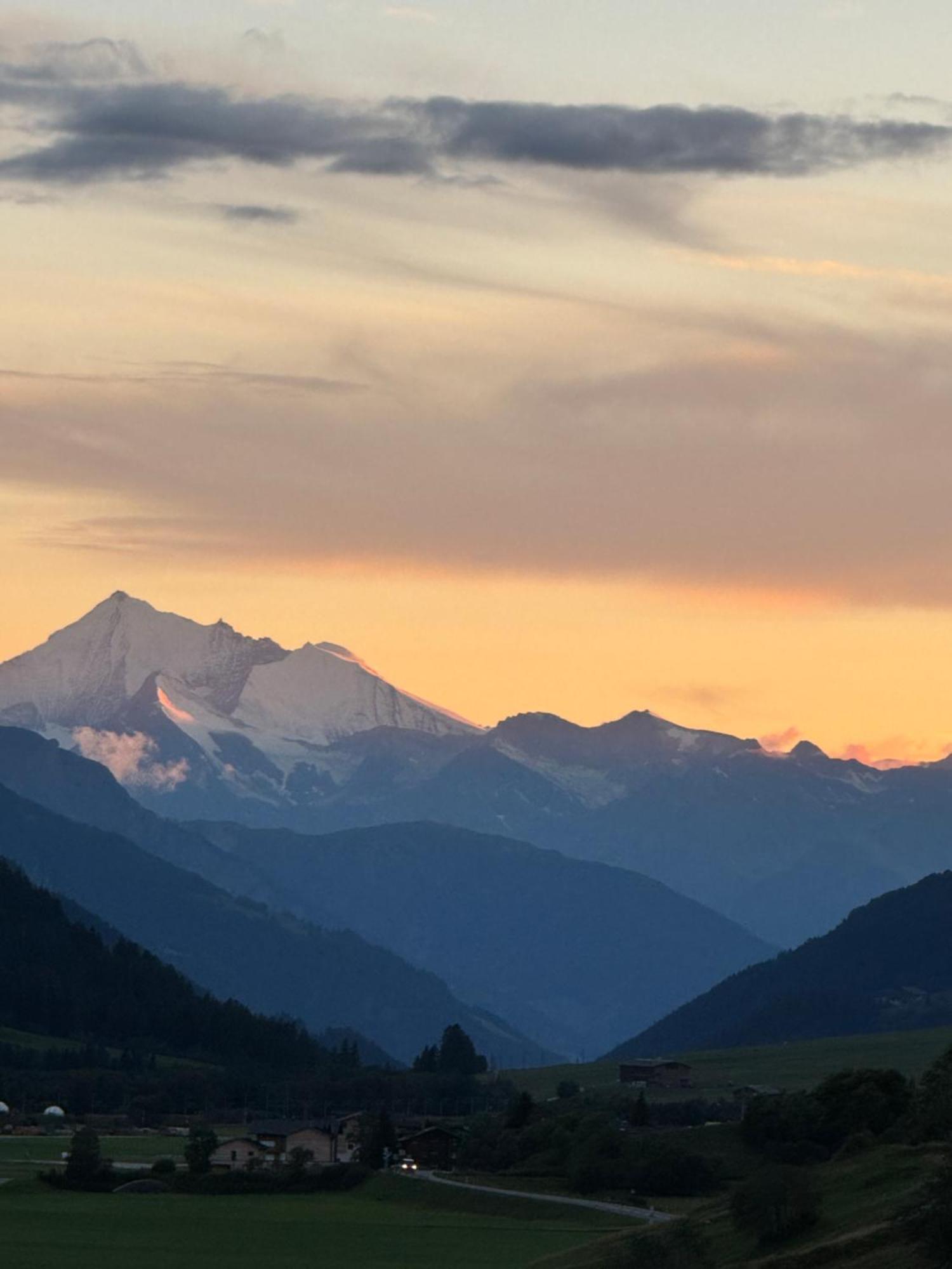 Chalet Breithorn- Perfect For Holiday With Amazing View! 上盖斯特尔恩 外观 照片